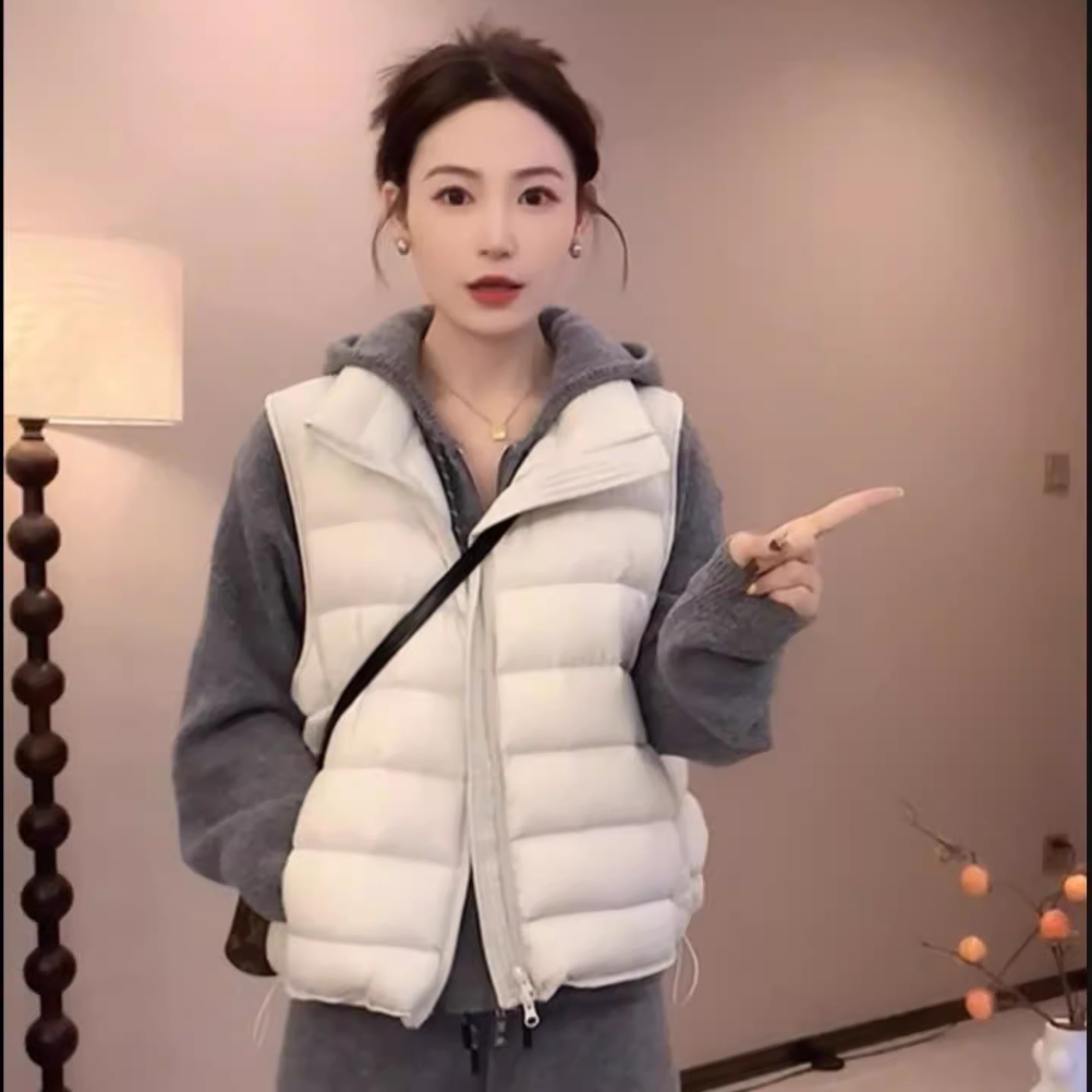 专柜大牌撤回尾单捡漏外贸高端超好看轻薄羽绒马甲女短款外穿背心