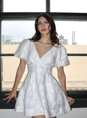 美国socialite SurpliceV领 提花蓬松袖 全内衬带口袋迷你太阳裙