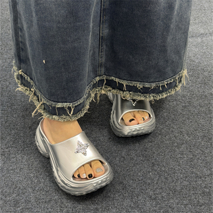 拖鞋女款夏天外穿厚底2025新款9cm增高小个子时尚软底网红凉拖女