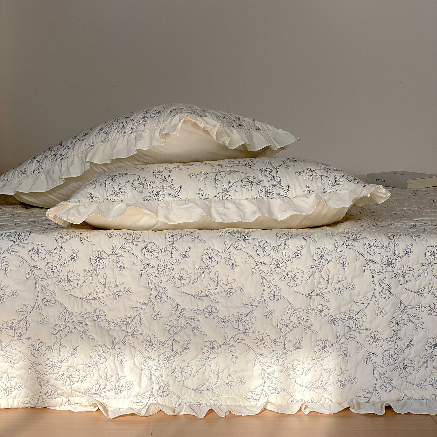 田园复古风重工绗缝床盖单件全棉纯棉加厚夹棉荷叶边床单四季通用