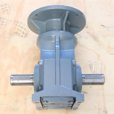 卧式圆柱齿轮减速机 K57AM112-15.19-2.2KW减速器 节能高