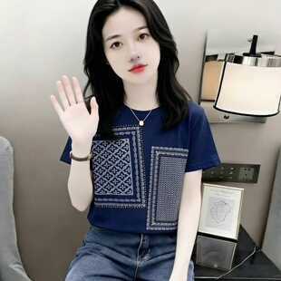 2026年春夏季新款深蓝色圆领设计感洋气正肩打底衫T恤款爆款上衣