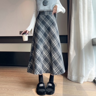 a字毛呢伞裙长裙格子半身裙子女