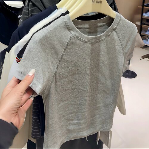 新款大码女装显瘦修身短袖上衣女