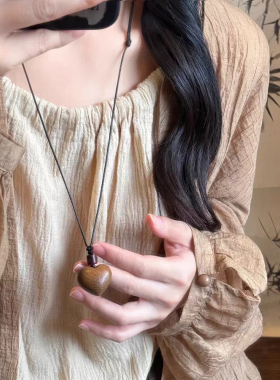 新中式爱心非金属毛衣链秋冬百搭