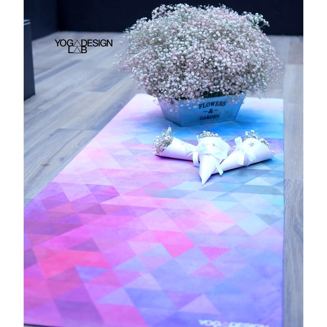 麂皮绒防滑瑜伽垫|美国yoga design lab翠贝卡天然橡胶吸汗速干