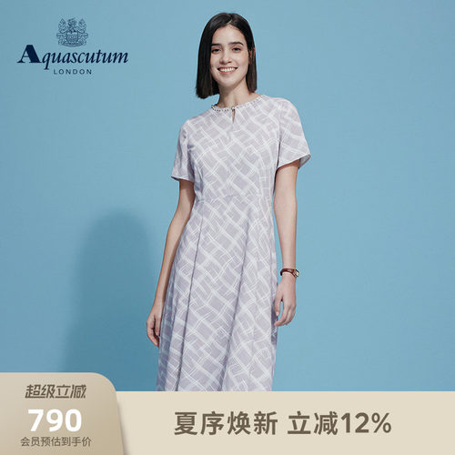 【雅格狮丹】女修身短袖连衣裙
