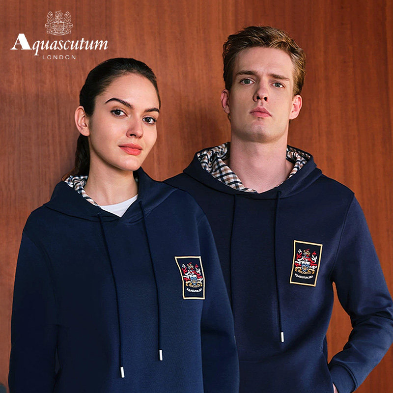 Aquascutum/雅格狮丹春夏新男女同款情侣连帽卫衣气质