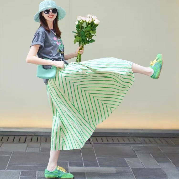 韩系度假风条纹半身裙女夏季新款半身裙