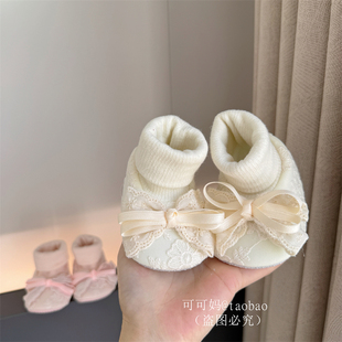 袜一体公主蝴蝶结护脚套 1岁女宝宝软底步前防掉鞋 春款 新生婴儿0