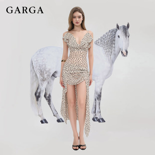 不规则长裙子 度假风波点荡领吊带连衣裙女春夏修身 高允真同款 法式