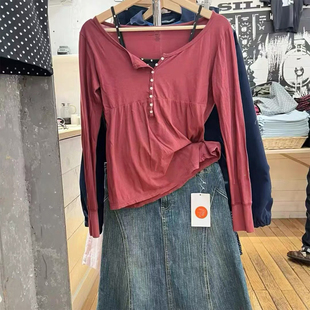 显瘦多粒扣圆领打底衫 Brandy T恤女修身 休闲风长袖 上衣潮 bm美式