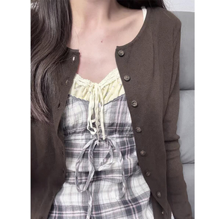 百搭显瘦上衣女 复古bm咖色纯棉圆领针织开衫 Brandy Girl美式