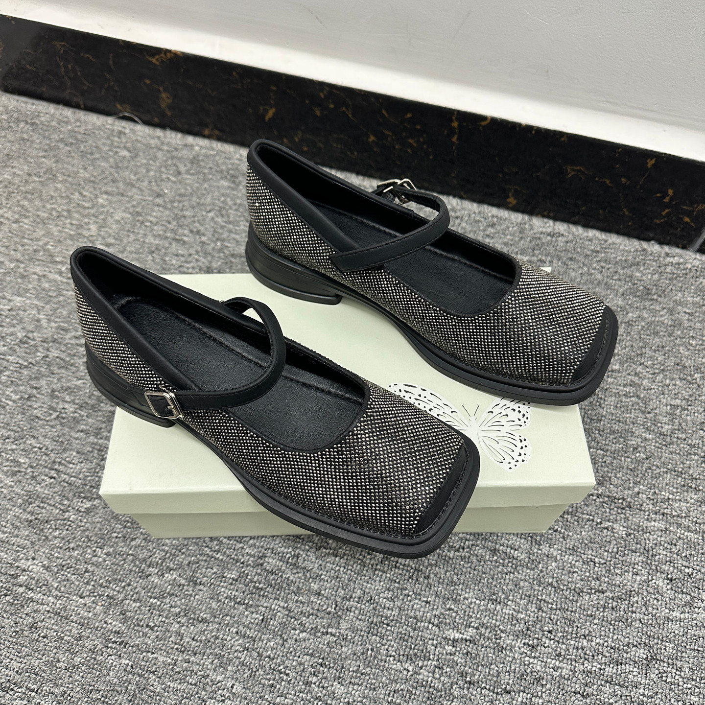 挖到宝！软面复古方头单鞋满钻黑色百搭耐磨一字扣低跟玛丽珍鞋女,女鞋,玛丽珍鞋,淘宝优惠券,粉丝福利购,淘宝优惠卷