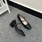 女优雅百搭透气软垫粗跟防滑工作单鞋 法国单 方头一字扣高跟鞋