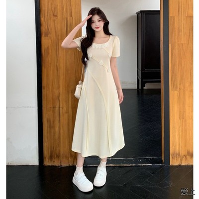 法式立体花朵u领正肩连衣裙女2025夏新款大码胖mm巨好看漂亮裙子