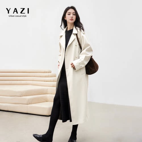 米白英伦翻领双排扣垂坠通勤风衣