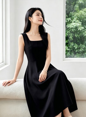 轻奢醋酸缎面连衣裙女夏新款高级感黑色方领背心裙气质显瘦中长裙