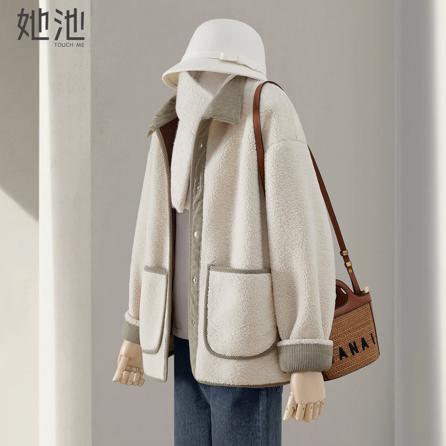 她池翻领外套2025冬季新款女装休闲风时尚宽松款长袖撞色短款上衣,女装/女士精品,短外套,淘宝优惠券,粉丝福利购,淘宝优惠卷