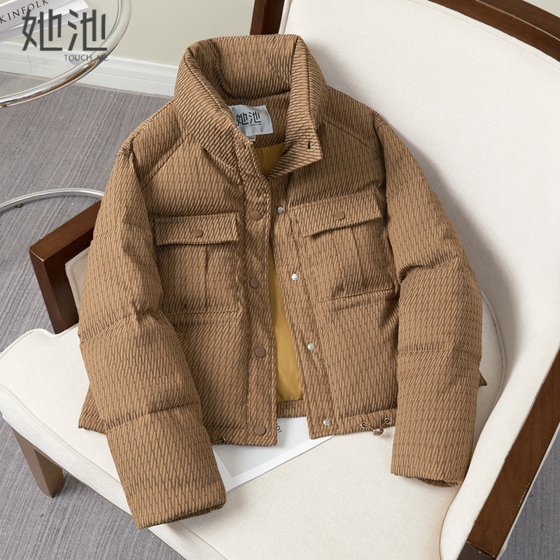 她池短款休闲韩版立领单排扣棉衣