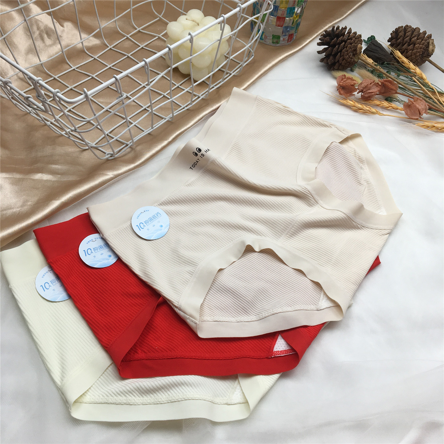 2026螺纹棉类似莫代尔内裤女中腰柔软透气健康抗菌内裆女士裤头,女士内衣/男士内衣/家居服,女三角裤,淘宝优惠券,粉丝福利购,淘宝优惠卷