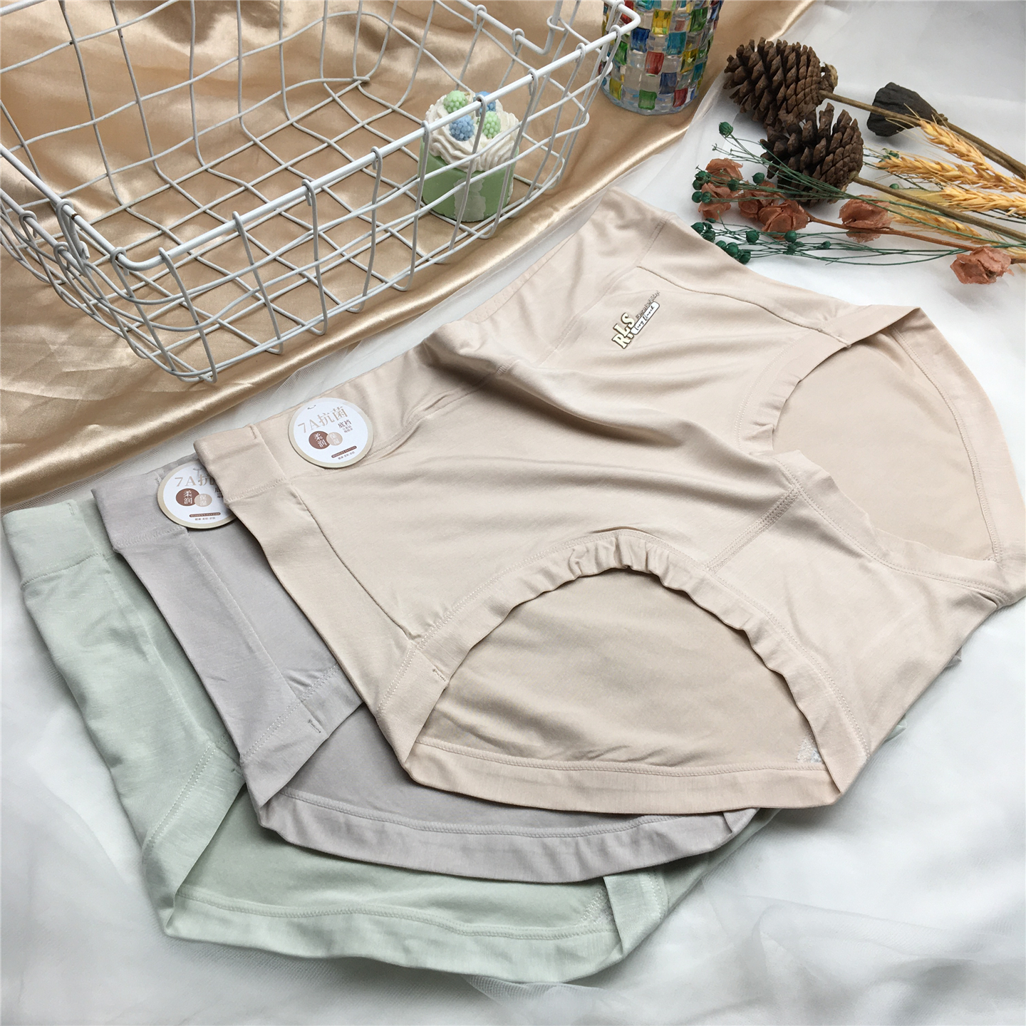 大弹力加肥加大码莫代尔高腰内裤女2025新款侧边无痕设计抗菌内裆