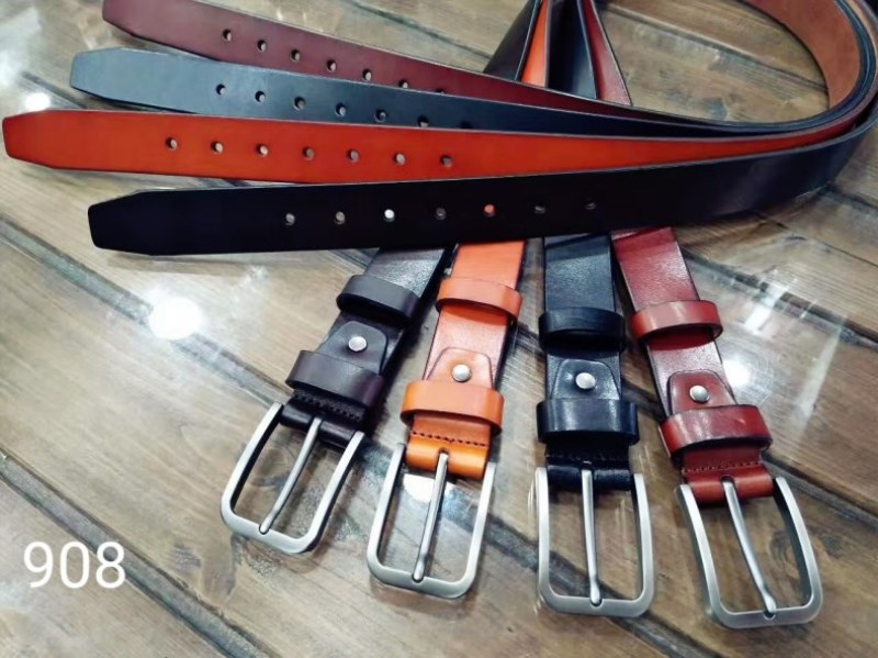 男士百搭风针扣宽皮带