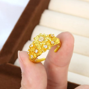 金色拉丝雏菊繁花似锦沙金戒指女精致高级感指环复古宫廷风食指戒