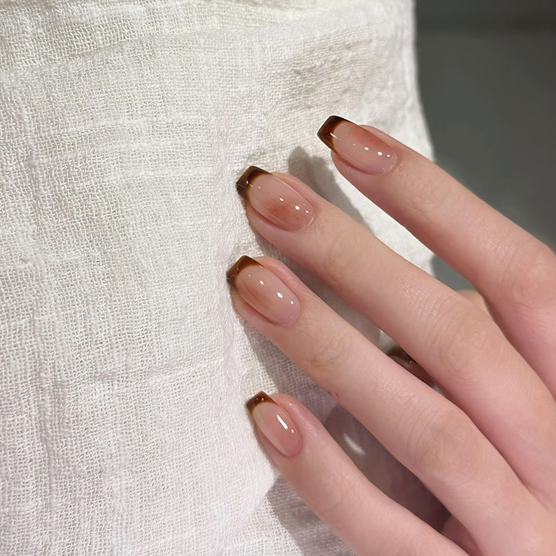 纯手工美拉德法式穿戴甲短款秋冬