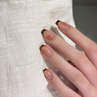 纯手工美拉德法式穿戴甲短款秋冬