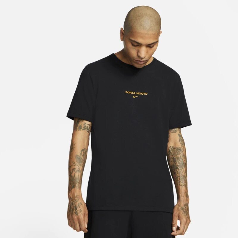 drake x nike nocta 联名款 logo 黑白t恤 da4106-100/010