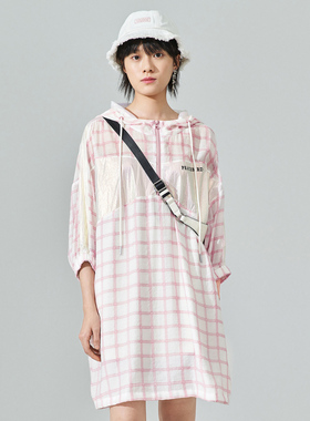 2021夏A3FA92112B4鸟时尚连帽百运动风简约宽松搭经典格纹拼接