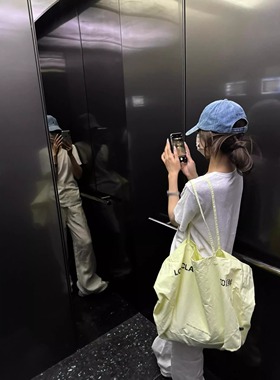 迪丽热巴同款黄色帆布包LOWCLASSIC平替大容量通勤单肩包购物袋潮