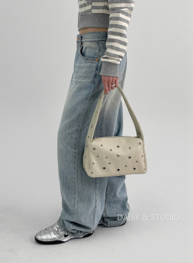 韩国小众甜辣品牌 BLACK-UP 美式复古金属孔眼单肩包 25春夏 多色