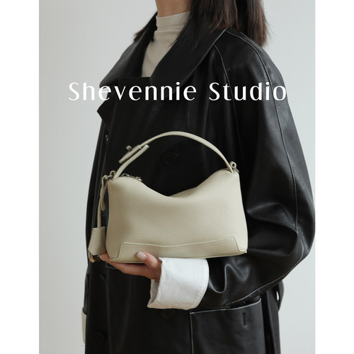 Shevennie牛皮腋下手提小包单肩斜垮枕头包 2025新款秋冬包包女款
