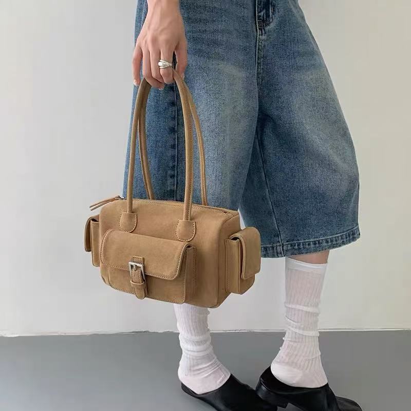 小众设计2025新款大容量通勤绒面手提单肩包简约百搭波士顿腋下包