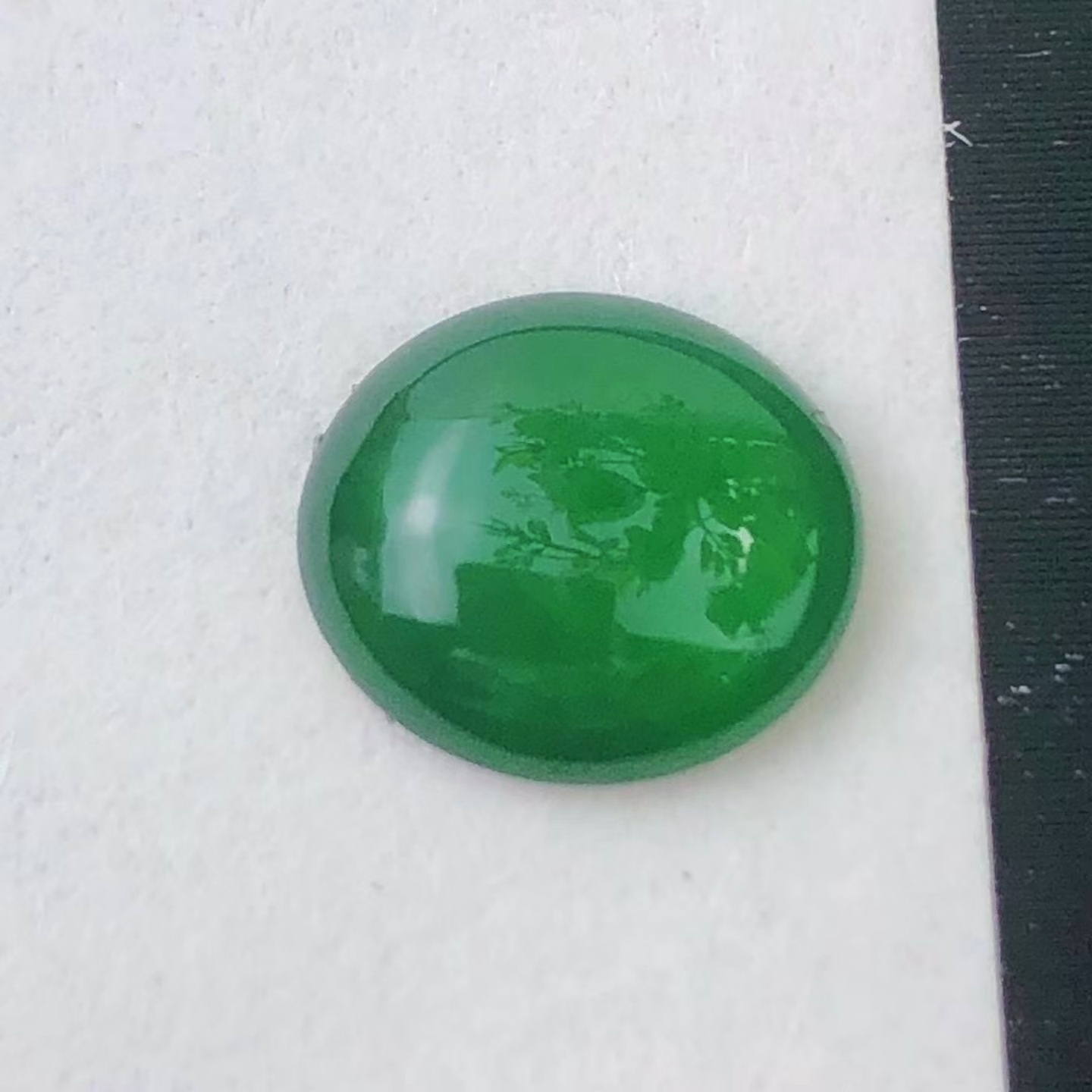 天然翡翠A货冰种种足阳绿蛋面