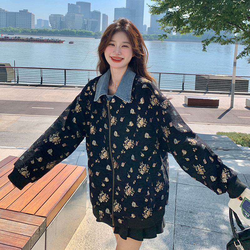 黑色牛仔拼接假两件外套女春季新款休闲宽松时髦洋气减龄提花上衣,女装短外套,Yologo
