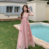 粉色度假风挂脖连衣裙女2025夏季新款法式绝美温柔超好看吊带长裙，女装连衣裙，Yologo