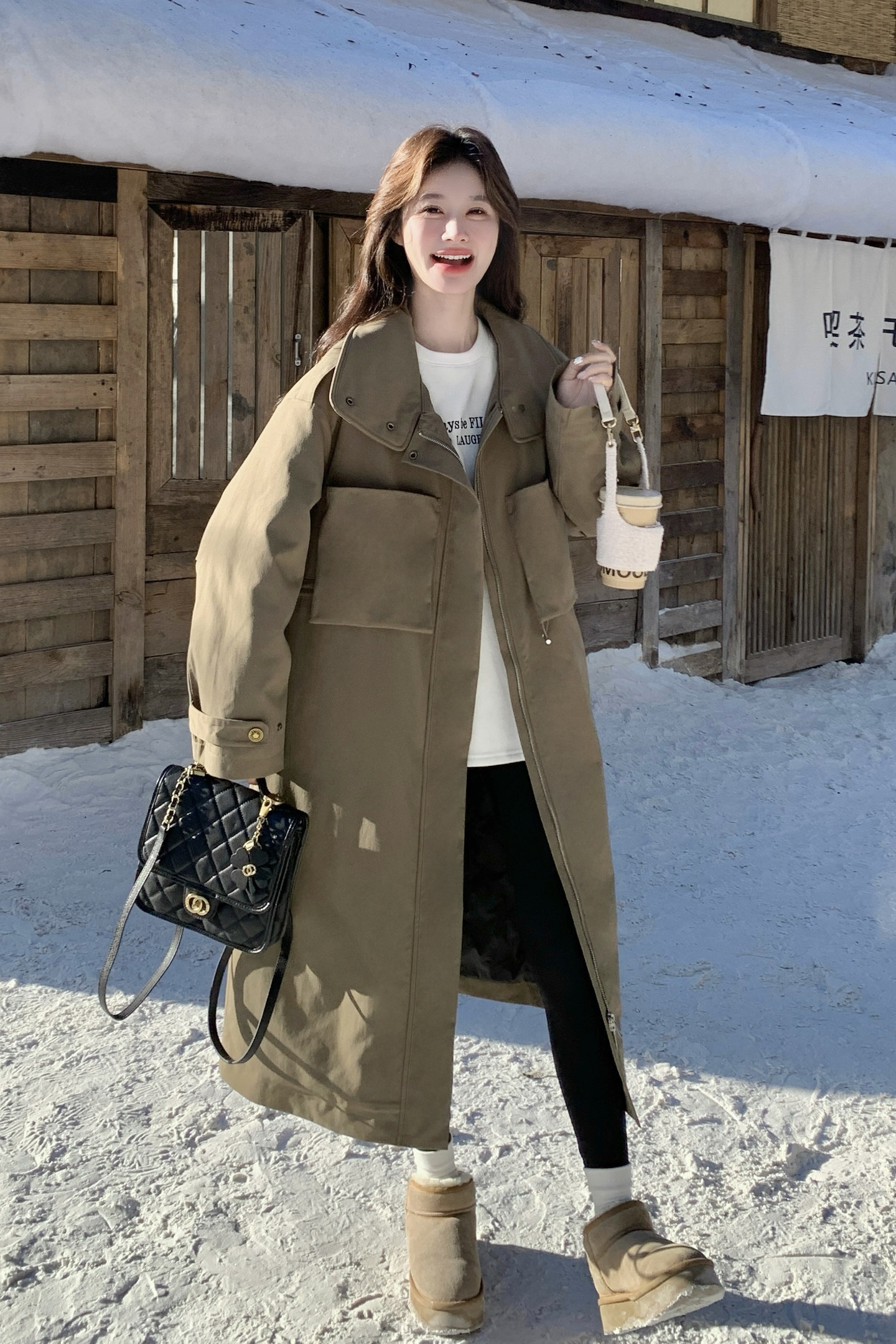 新款B263-S2102-P395-K59890羽绒现货,女装羽绒服,Yologo
