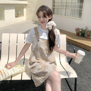 韩系流行减龄T恤两件套女2025夏季新款甜酷风蕾丝背带连衣裙套装图片