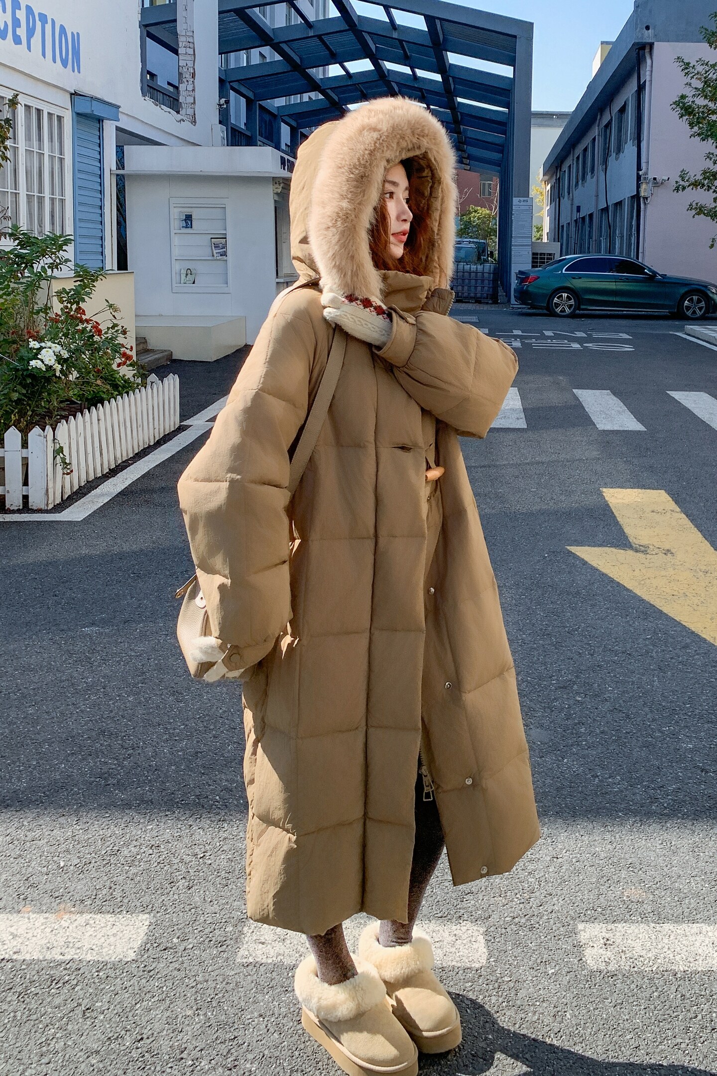 B263-S2103-P275-K42850羽绒现货,女装羽绒服,Yologo
