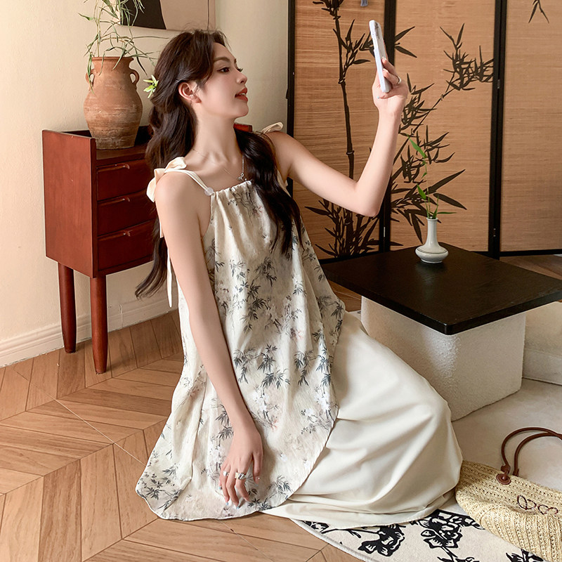 新中式国风碎花气质吊带连衣裙女2025夏季新款宽松显瘦假两件长裙,女装连衣裙,Yologo