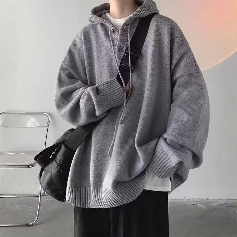 秋冬季纽扣连帽毛衣外套