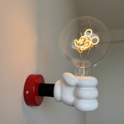 卡通简约壁灯卧室米奇手持墙灯ins儿童房个性创意床头小夜灯