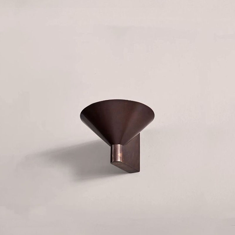 北欧极简客厅背景墙壁灯