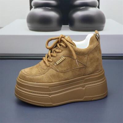 运动鞋女鞋2025新款内增高12cm休闲松糕厚底鞋百搭低帮透气女单鞋