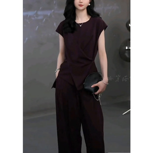 仿醋酸套装 时尚 女胖mm不规则交叉斜扣背心老钱风上衣2579 女装 大码