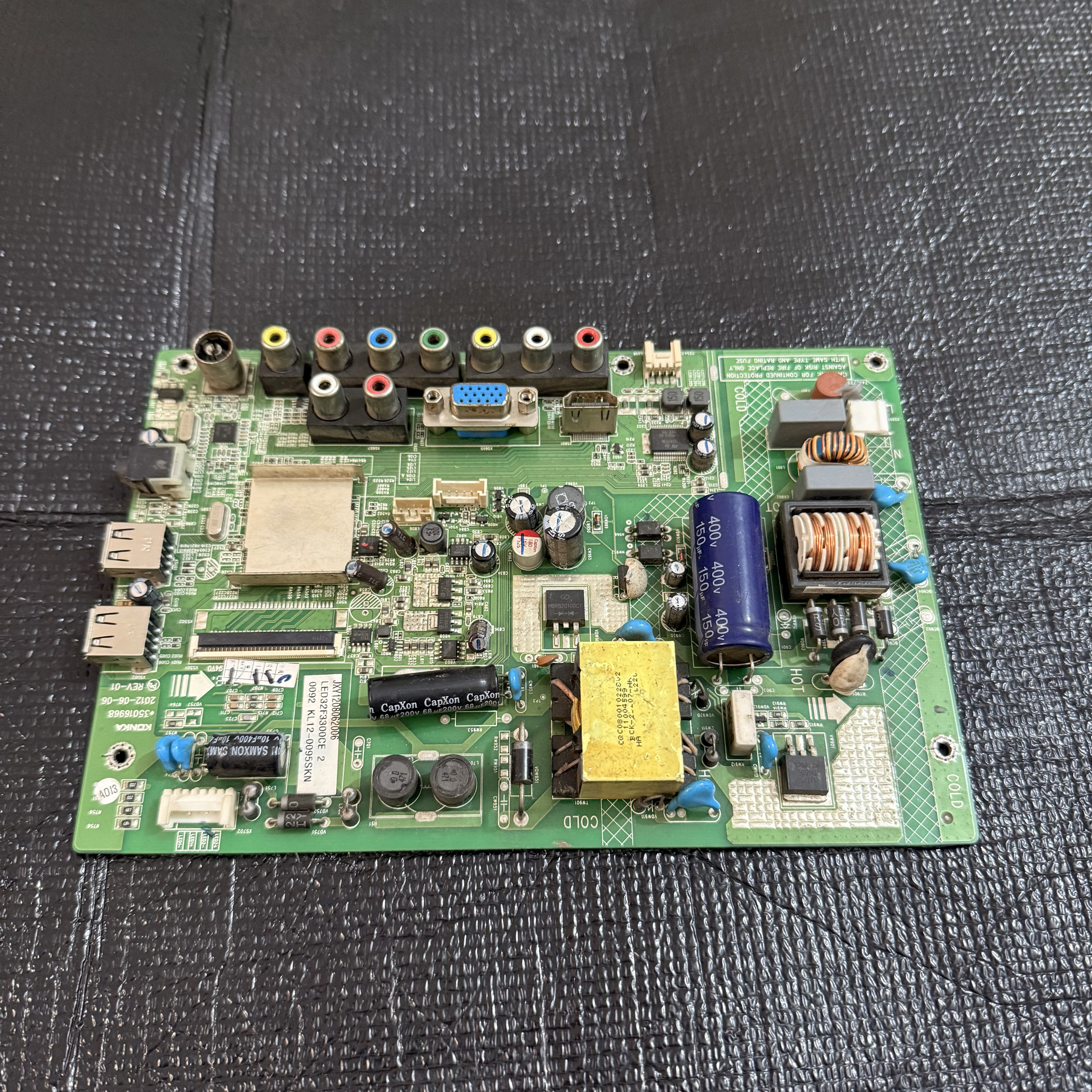 康佳LED32F3200CE LED32F3300CE主板35016968 配屏100YT