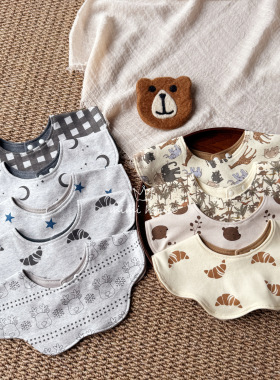 韩国KY同款宝宝纯棉口水巾花瓣360°旋转婴儿防吐奶围嘴男童围兜